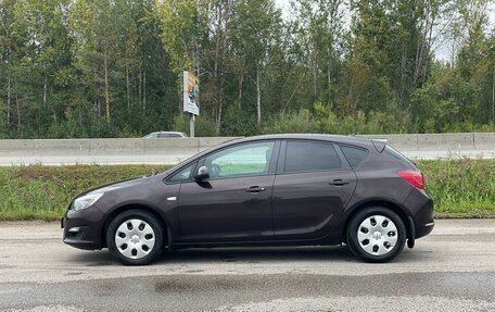 Opel Astra J, 2014 год, 727 000 рублей, 32 фотография