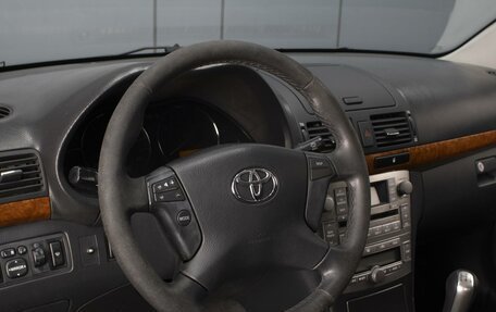 Toyota Avensis III рестайлинг, 2006 год, 570 000 рублей, 12 фотография