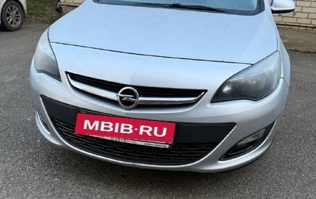 Opel Astra J, 2014 год, 780 000 рублей, 1 фотография