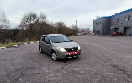 Renault Sandero I, 2011 год, 380 000 рублей, 1 фотография