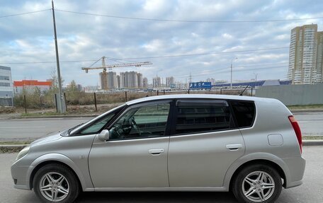 Toyota Opa I рестайлинг, 2002 год, 495 000 рублей, 2 фотография