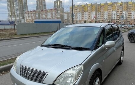 Toyota Opa I рестайлинг, 2002 год, 495 000 рублей, 3 фотография