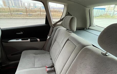 Toyota Opa I рестайлинг, 2002 год, 495 000 рублей, 17 фотография