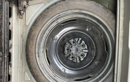 Toyota Opa I рестайлинг, 2002 год, 495 000 рублей, 28 фотография