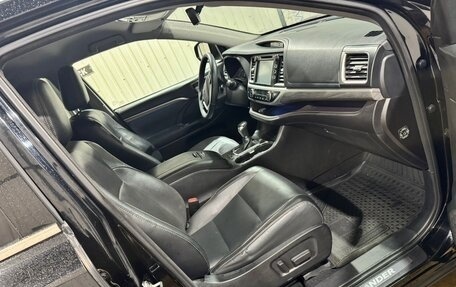 Toyota Highlander III, 2017 год, 4 250 000 рублей, 8 фотография