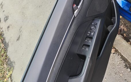 Hyundai Elantra VI рестайлинг, 2018 год, 1 500 000 рублей, 6 фотография