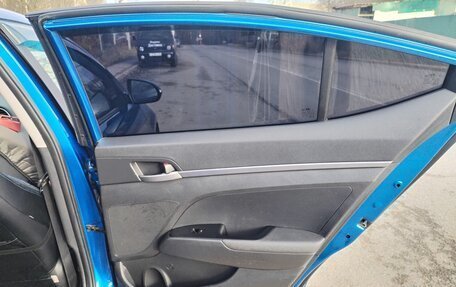 Hyundai Elantra VI рестайлинг, 2018 год, 1 500 000 рублей, 10 фотография