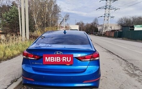 Hyundai Elantra VI рестайлинг, 2018 год, 1 500 000 рублей, 14 фотография