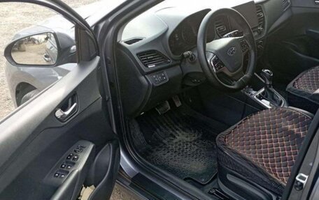 Hyundai Solaris II рестайлинг, 2020 год, 1 250 000 рублей, 11 фотография