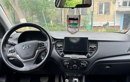 Hyundai Solaris II рестайлинг, 2020 год, 1 250 000 рублей, 12 фотография