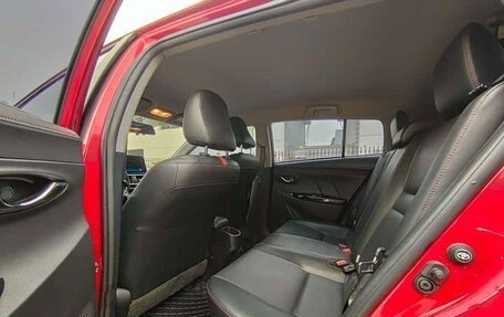 Toyota Yaris XP150 рестайлинг, 2021 год, 1 300 005 рублей, 9 фотография