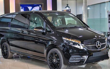 Mercedes-Benz V-Класс, 2023 год, 9 900 000 рублей, 1 фотография