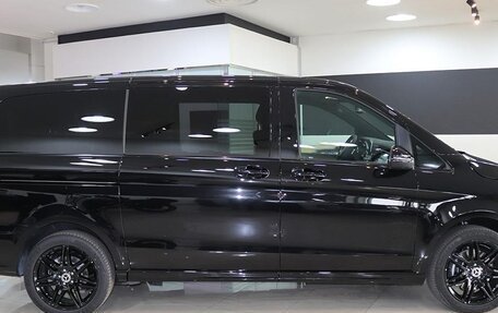 Mercedes-Benz V-Класс, 2023 год, 9 900 000 рублей, 3 фотография