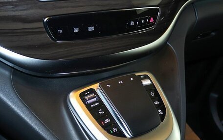 Mercedes-Benz V-Класс, 2023 год, 9 900 000 рублей, 16 фотография