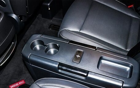 Mercedes-Benz V-Класс, 2023 год, 9 900 000 рублей, 23 фотография