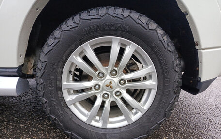 Mitsubishi Pajero IV, 2019 год, 3 500 000 рублей, 22 фотография