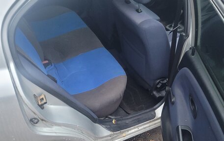 Mitsubishi Carisma I, 2003 год, 180 000 рублей, 8 фотография