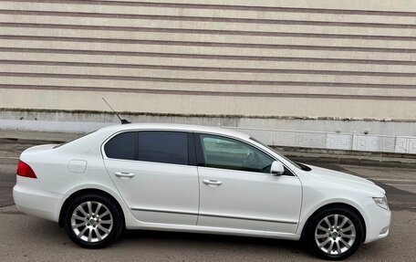 Skoda Superb III рестайлинг, 2009 год, 995 000 рублей, 5 фотография