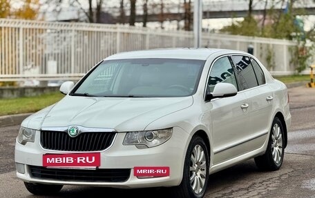 Skoda Superb III рестайлинг, 2009 год, 995 000 рублей, 2 фотография