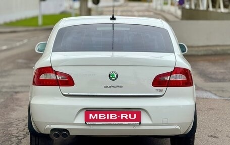 Skoda Superb III рестайлинг, 2009 год, 995 000 рублей, 7 фотография