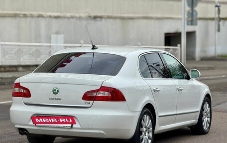 Skoda Superb III рестайлинг, 2009 год, 995 000 рублей, 8 фотография