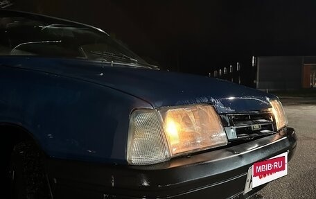 ИЖ 2126 «Ода», 2001 год, 67 000 рублей, 2 фотография