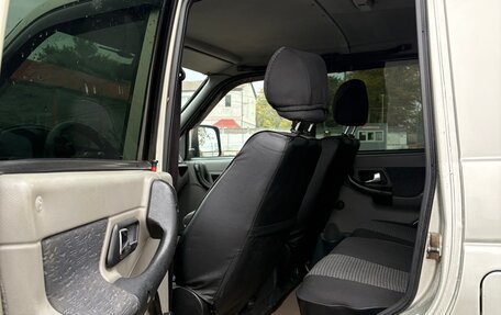 ЛуАЗ Patriot, 2010 год, 680 000 рублей, 12 фотография