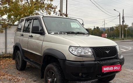 ЛуАЗ Patriot, 2010 год, 680 000 рублей, 3 фотография