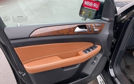 Mercedes-Benz GLS, 2018 год, 4 300 000 рублей, 16 фотография