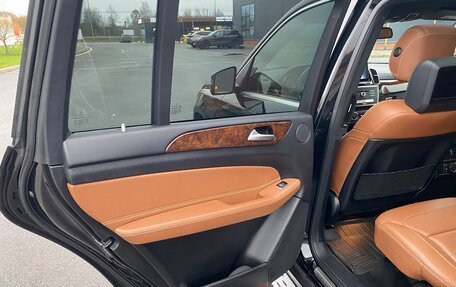 Mercedes-Benz GLS, 2018 год, 4 300 000 рублей, 21 фотография