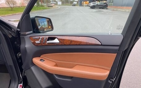 Mercedes-Benz GLS, 2018 год, 4 300 000 рублей, 30 фотография
