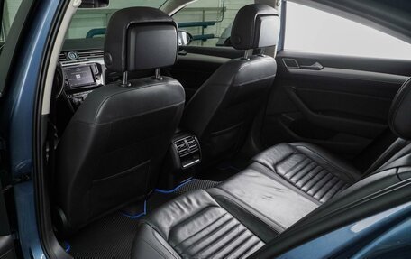 Volkswagen Passat B8 рестайлинг, 2015 год, 1 799 000 рублей, 11 фотография