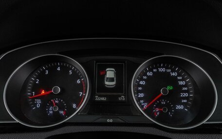 Volkswagen Passat B8 рестайлинг, 2015 год, 1 799 000 рублей, 16 фотография