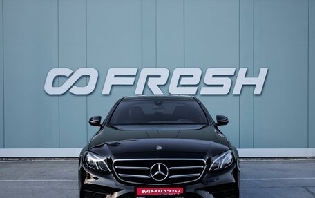 Mercedes-Benz E-Класс, 2019 год, 2 639 000 рублей, 3 фотография