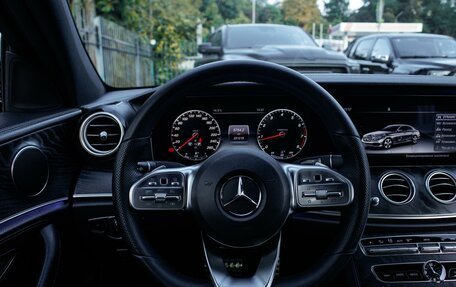 Mercedes-Benz E-Класс, 2019 год, 2 639 000 рублей, 24 фотография