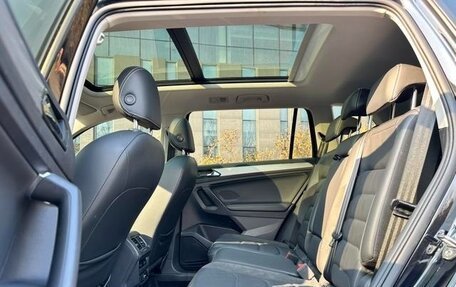 Volkswagen Tiguan II, 2021 год, 2 563 000 рублей, 8 фотография