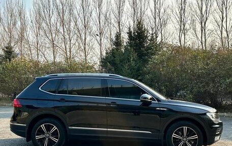 Volkswagen Tiguan II, 2021 год, 2 563 000 рублей, 4 фотография