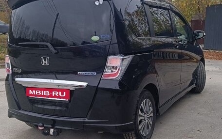 Honda Freed I, 2012 год, 1 210 000 рублей, 33 фотография