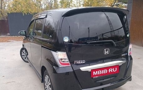 Honda Freed I, 2012 год, 1 210 000 рублей, 31 фотография