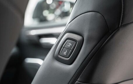 Toyota Highlander, 2025 год, 5 999 000 рублей, 16 фотография