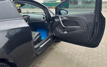 Opel Astra J, 2011 год, 920 000 рублей, 13 фотография