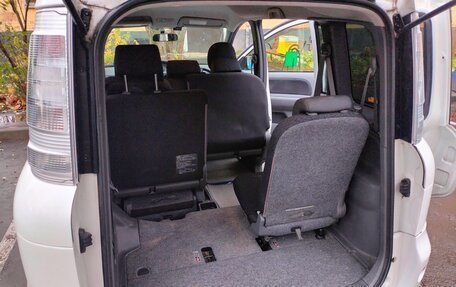 Toyota Sienta I, 2014 год, 1 200 000 рублей, 10 фотография