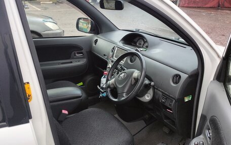 Toyota Sienta I, 2014 год, 1 200 000 рублей, 12 фотография