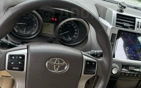 Toyota Land Cruiser Prado 150 рестайлинг 2, 2015 год, 3 555 000 рублей, 7 фотография