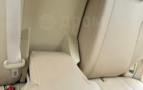 Toyota Land Cruiser Prado 150 рестайлинг 2, 2015 год, 3 555 000 рублей, 18 фотография