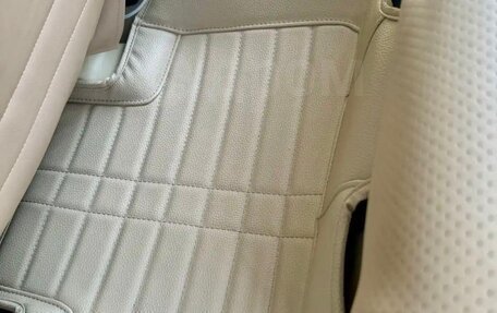 Toyota Land Cruiser Prado 150 рестайлинг 2, 2015 год, 3 555 000 рублей, 22 фотография