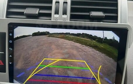 Toyota Land Cruiser Prado 150 рестайлинг 2, 2015 год, 3 555 000 рублей, 26 фотография