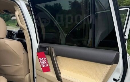 Toyota Land Cruiser Prado 150 рестайлинг 2, 2015 год, 3 555 000 рублей, 17 фотография