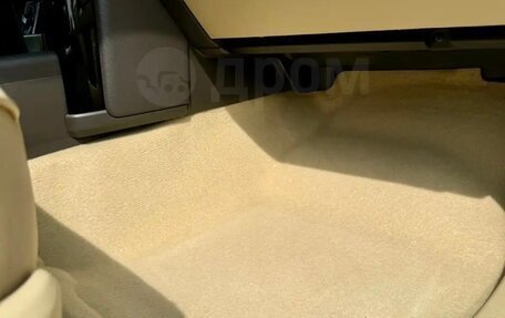 Toyota Land Cruiser Prado 150 рестайлинг 2, 2015 год, 3 555 000 рублей, 37 фотография