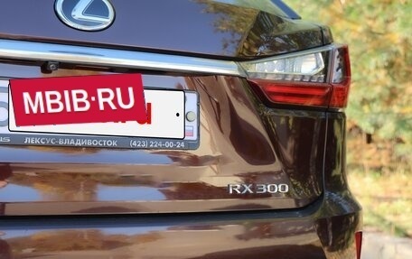 Lexus RX IV рестайлинг, 2018 год, 4 950 000 рублей, 6 фотография